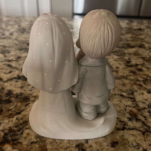 Precious Moments “The Lord Bless You and Keep You” figurine - Picture 2 of 5